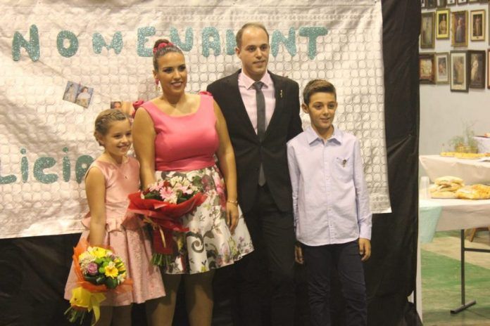 La Falla Sant Joan d’Alzira nomena les seues Falleres Majors 2019, comarcalcv.com/falla-sant-joa…