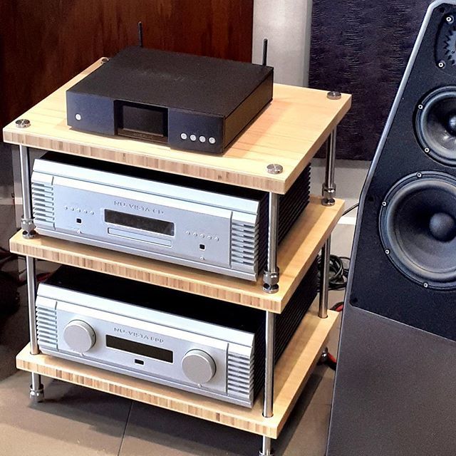 AudioVenue's tweet photo. An addition to the system we showed last week. AURALiC Aries G1 now added.  #musicalfidelity #nuvista #nuvistaamplifier #nuvista800 #amplifier #sound #nuvistavalves #audio #nuvistacd #nuvistacdplayer #referencecd #cdplayer #valvecd #luxuryhifi #luxuryfi … https://t.co/cNf8anRDOT https://t.co/2HAAv0SF4L