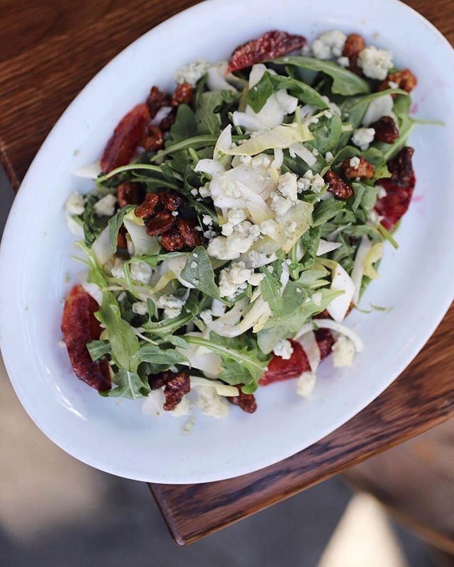 maderakitchenla's tweet photo. Dive deep into our Endive Salad - baby arugula, candied walnuts, blood orange, buttermilk blue cheese. 🥗 #maderakitchen #maderakitchenla https://t.co/vuU8TBAY0d