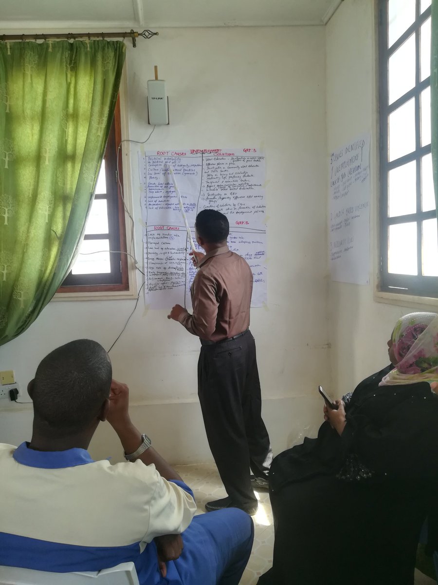 ammyner's tweet photo. Every socio-economic issue has a root cause, short term solution and the long term solution. This is seen in the day2 of the Advocacy Training Workshop conducted by the @AKF_EA with the support of @EUinKenya.
@LamuYouthAllia1 @KYBI_ke @Atrashskanda2 @GWoodthinks @LamuCountyKe https://t.co/gR823qPPbs