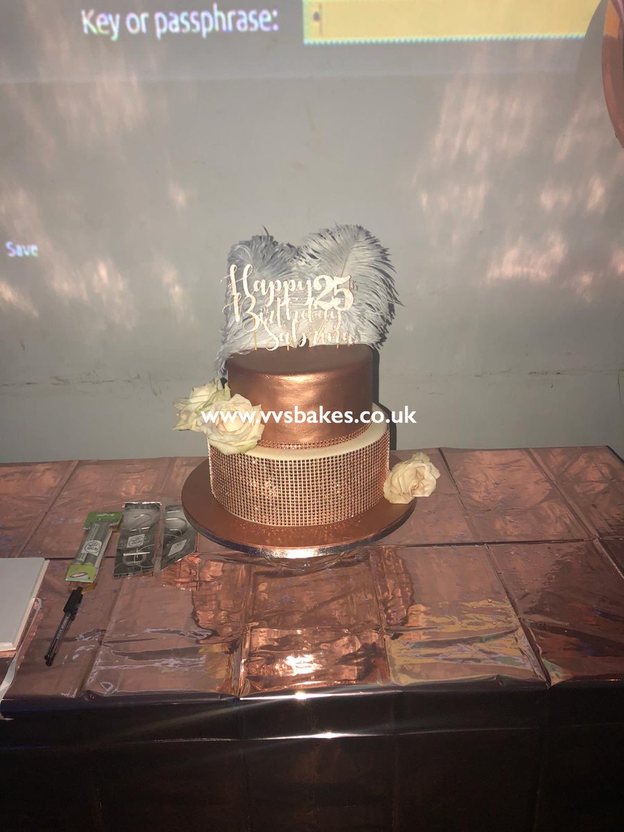 The Only Pic I Could Get 😕 #vvsbakes #cake #bake #cupcake #cakedecorating #rosegold #roses #bling #25yearsold #vanilla #cakeart #cakedesign #feathers #essexbaker #essex