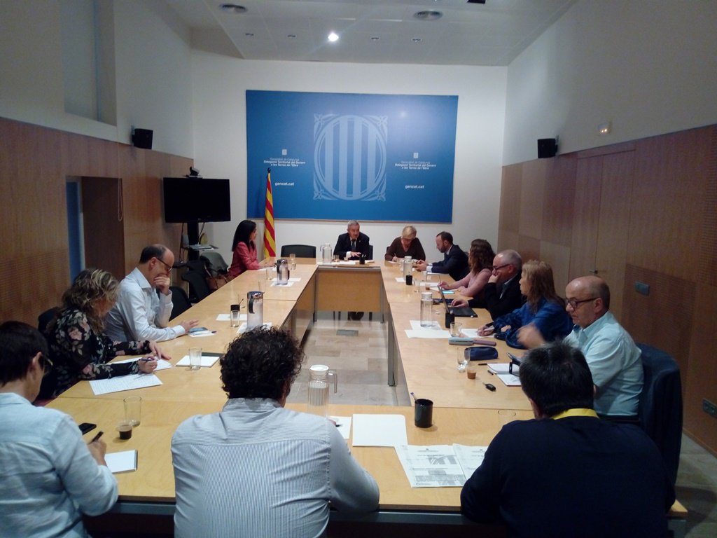 govterresebre's tweet photo. #bondia el #delegat #Govern @xapallares presideix #aramateix el Consell Direcció de l'Administració Territorial de la Generalitat a les @terresebre https://t.co/vPqYVZzrFR