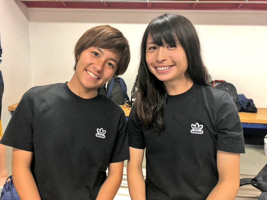 なでしこ岩渕 Tシャツかぶっちゃった 鮫島と 偶然2ショット に意外な反響 何事 フットボールゾーン 2