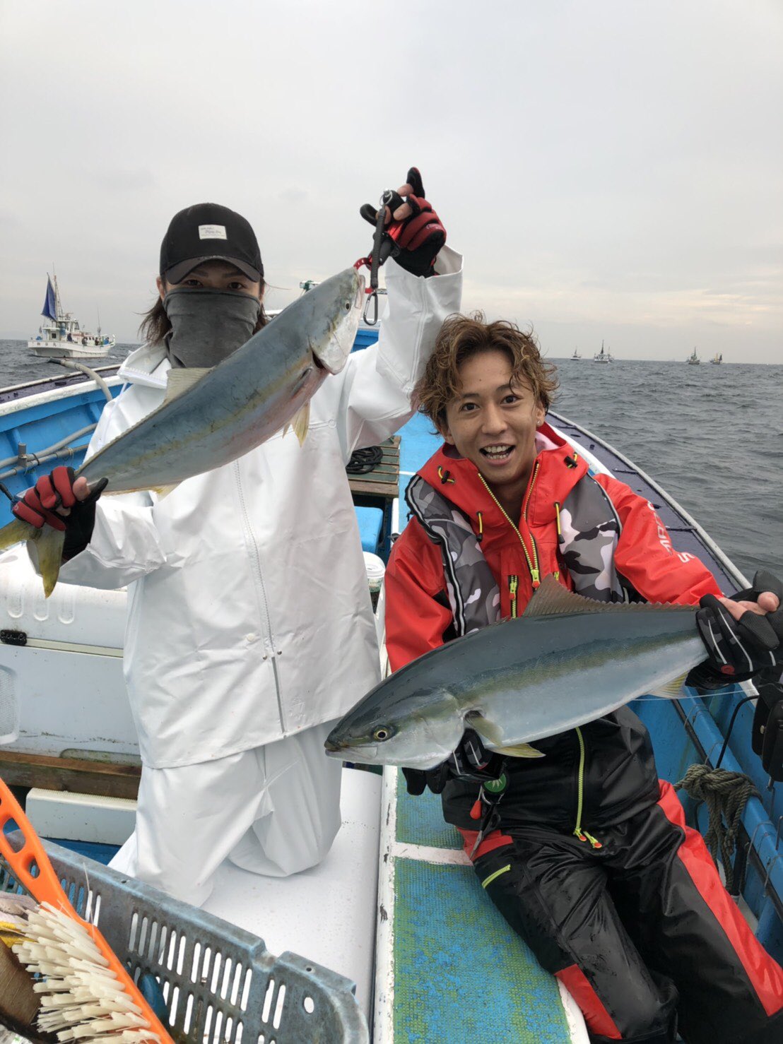 ★カツオ、マグロ、ワラサに ③ダイワ ショベルビシ速攻 BIGサイズ 80号×2個 100号×2個 ビシカゴ コマセカゴ★ Amazon | ダイワ(DAIWA) シャベルビシ 速攻3 M-80イエロー