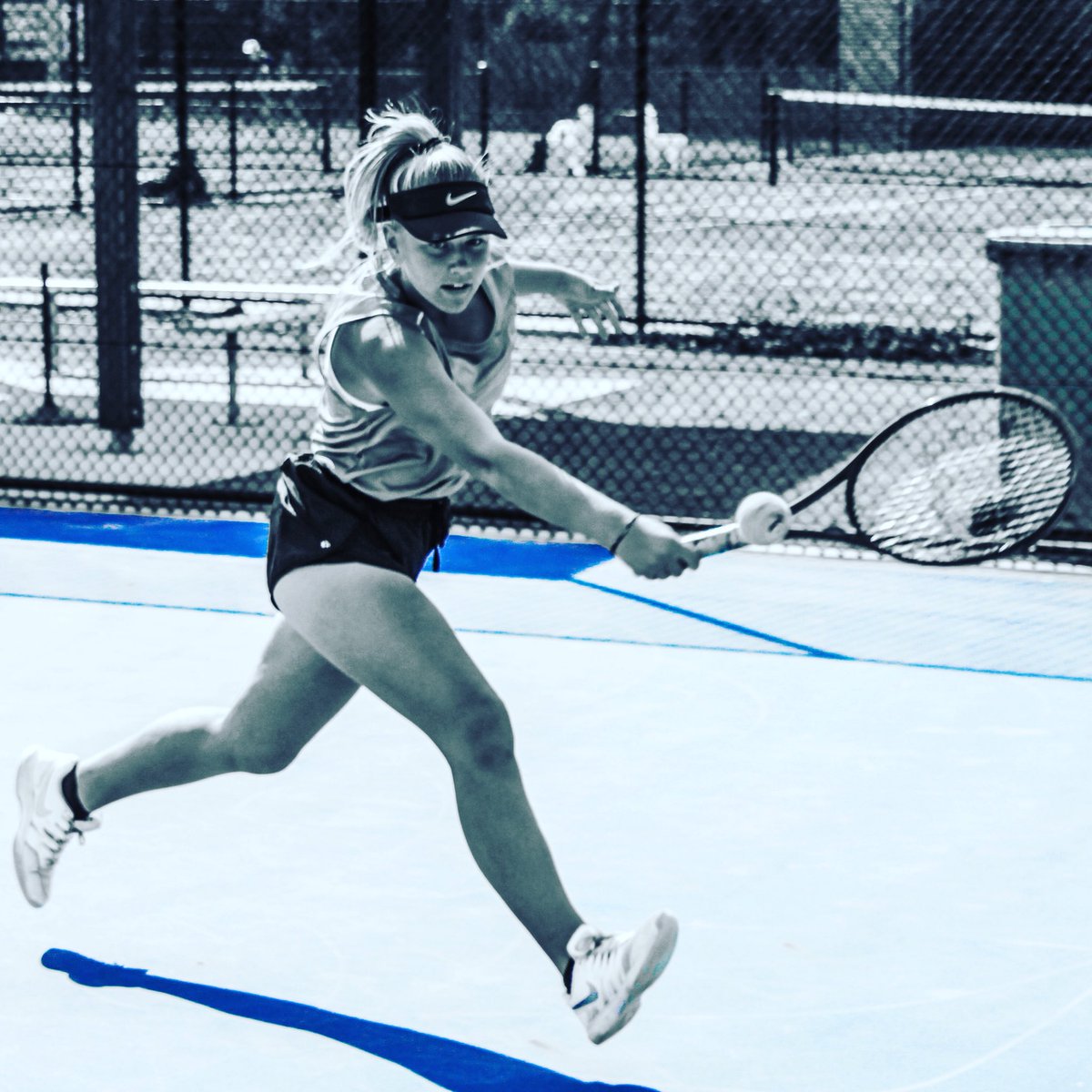 ❄️ICE IN HER VEINS!❄️

Huge Win for #AmberMarshall today in 🇯🇵 Osaka Mayor’s Cup @ITF_Tennis Grade A

Amber saved 8 match points on her way to a 7-5, 4-6, 7-6 

Great work Amber! Thanks Tomi again for your support and the match updates!

#tennis #tennissa #tennisaustralia 🇦🇺🎾💪🏼