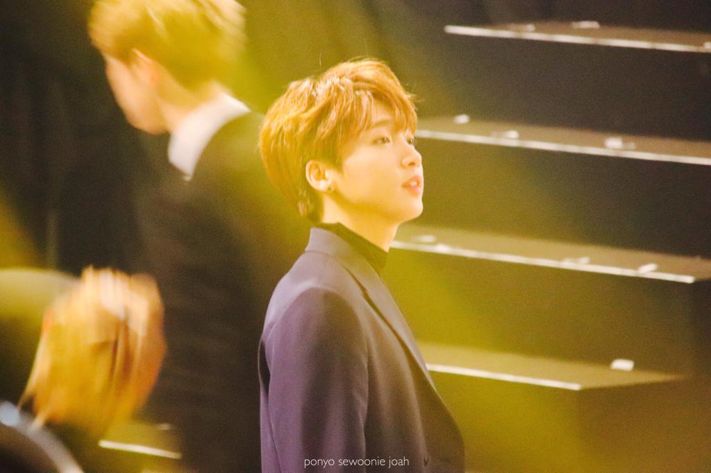 myggumy's tweet photo. 올해도 수트세운이를 보고싶네요🙏 포이팅🍀☘ #2018_AAA #정세운 #JEONGSEWOON https://t.co/IPMwzVHria
