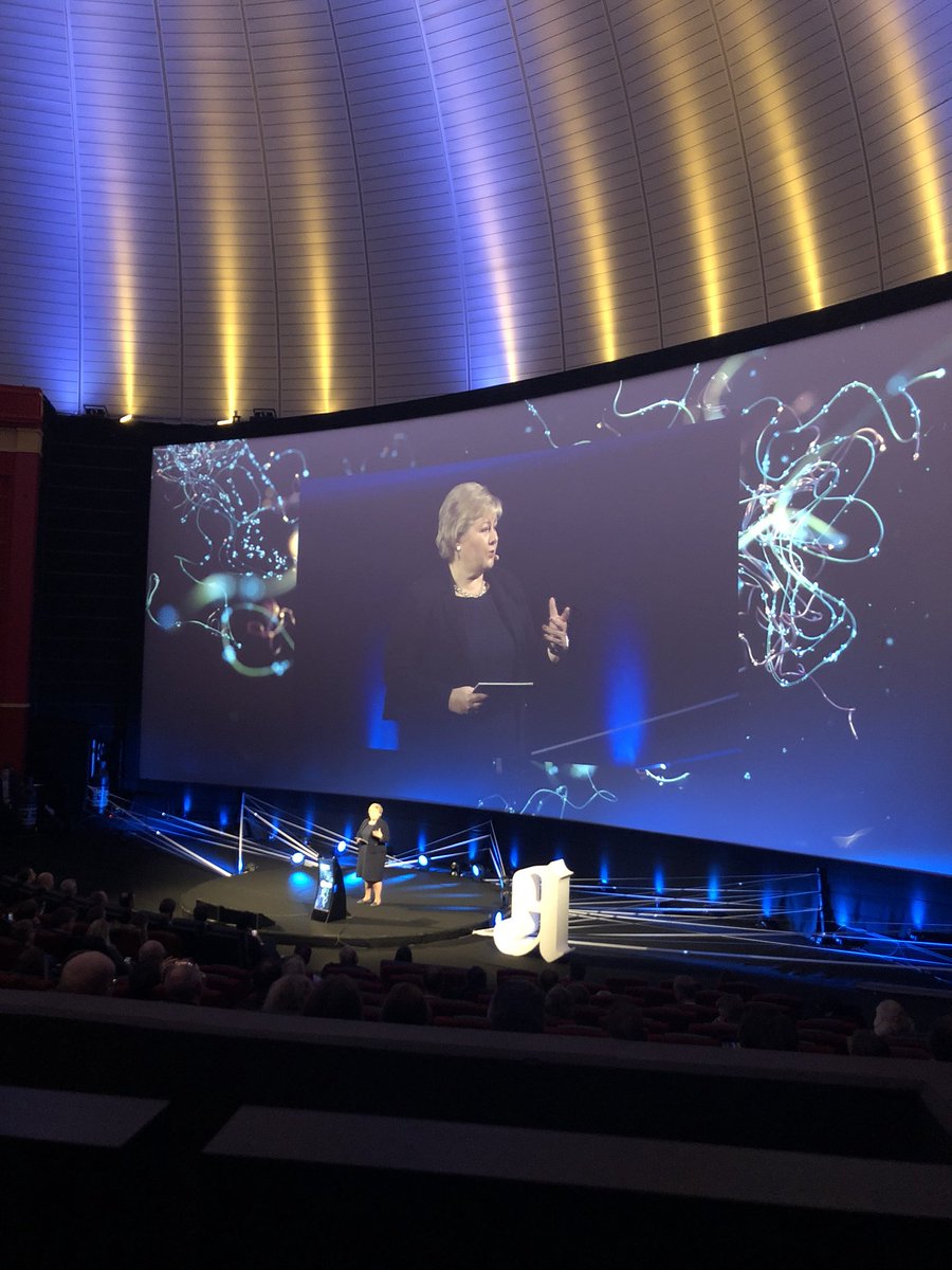 geiraas's tweet photo. På #Atech for å høste gode ideer. Både til intelligens og fremtidige arrangementer https://t.co/elNRTdGddl