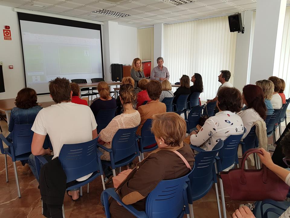 PsicoPer's tweet photo. Primera sesión de las III Jornadas Comarcales Formativas en cáncer de mama. Aquí, toda la información: https://t.co/2QCIjNBxMH https://t.co/xa4WbGFQQA