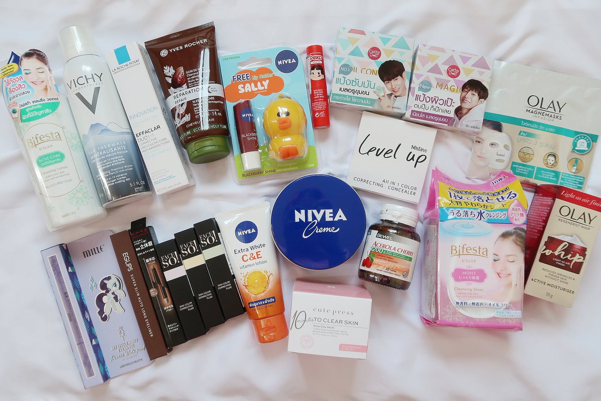 xxhani__'s tweet photo. ได้ Beauty box จาก Shopee จุกๆไปเลย คือของดีทั้งนั้นน แบรนด์ดังของแท้เขามีขายใน Shopee เยอะมากเด้อ แถมตอนนี้มี Beauty Sale ลดสูงสุด 90% ชิ้นที่ 2 1บาท ไปตำเร้ววววที่ https://t.co/2vMEN3s6K4 #ShopeeTH #ShopeeBeautyBox https://t.co/YGr6DjqLcN