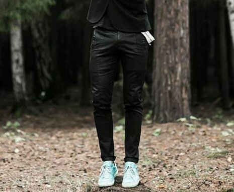 CosmonautonMars's tweet image. БЛЯТЬ ОТДАЙТЕ СВОИ НОГИ