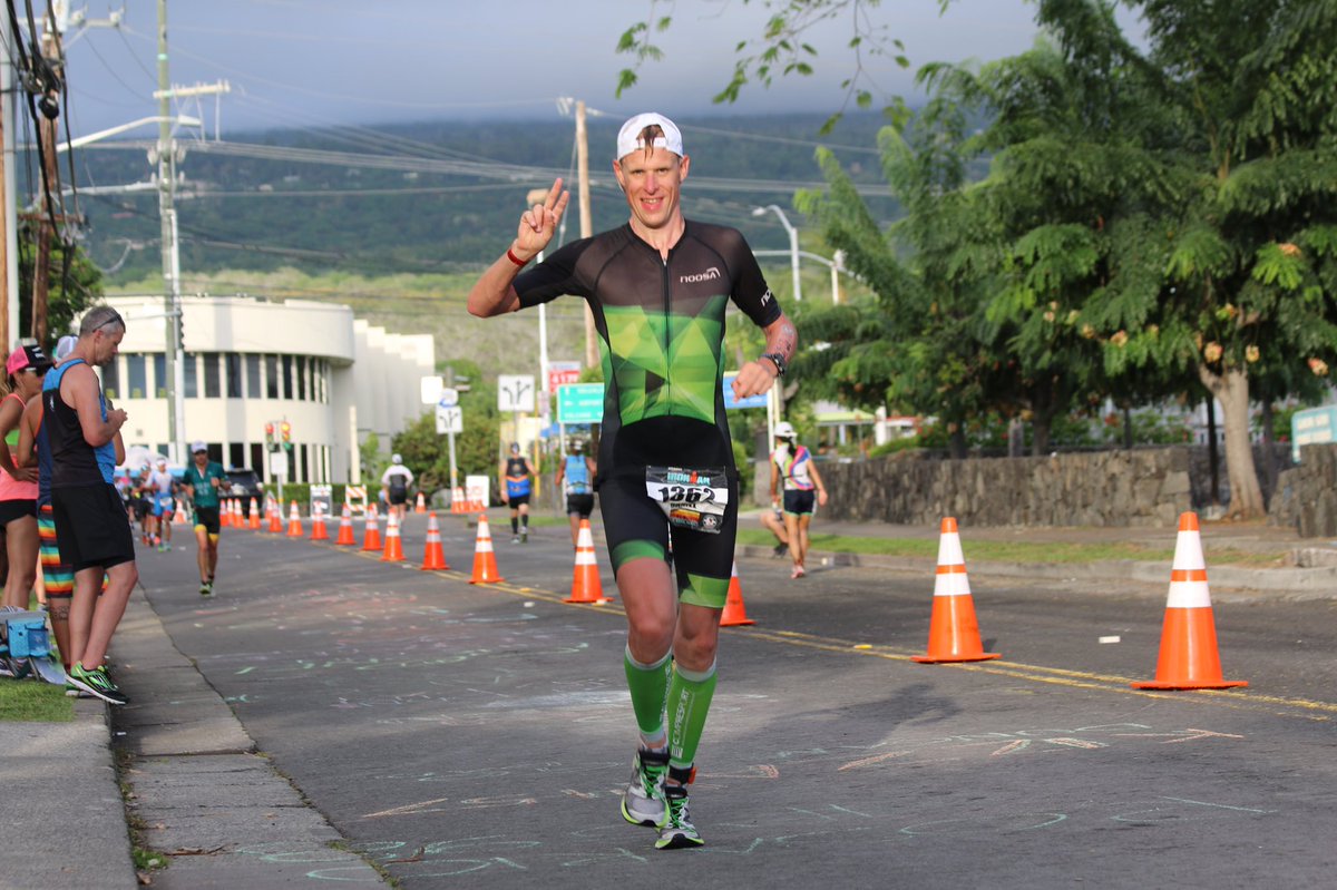 IMTrinews's tweet photo. Does not matter! Whether it was THE LAST or FIRST MILE - Oct 13, 2018 - Ironman Triathlon World Championships Kona Hawaii 🌺 2018
.
.
📸 #ironmannews #Kona #imkona #imwc #imwc40 #Konapier #Palaniroad #Aliidrive #QueenK #energylab #followironman1982 #triatlete1983 #ironmannews1993 https://t.co/d04tfcAqZs