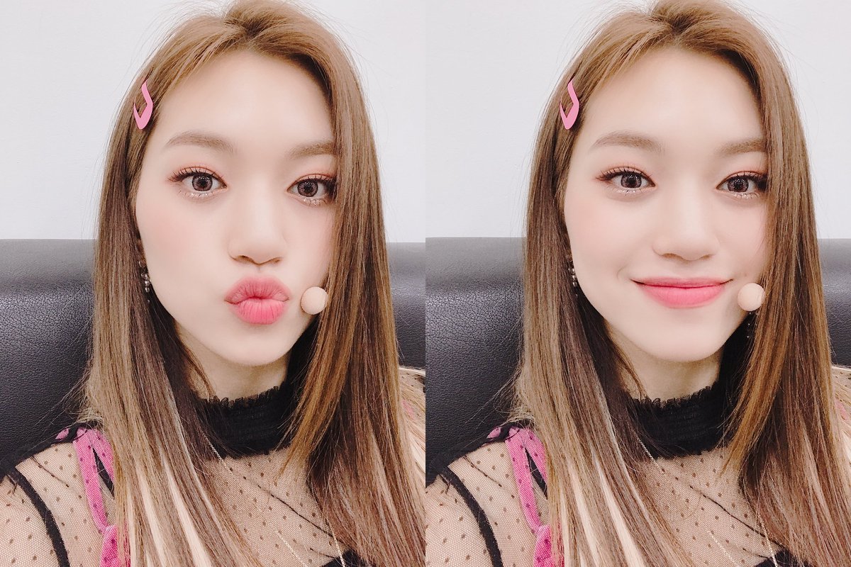WekiMeki's tweet photo. 리나랑 짜장짬뽕👍
나는 짬뽕에 있는 죽순이 젤루조아
키링 잘먹을게요🙏❤️
#리나야 #짬뽕맵다 #쇼챔도 #본방사수 https://t.co/UvnJpgf2Rk