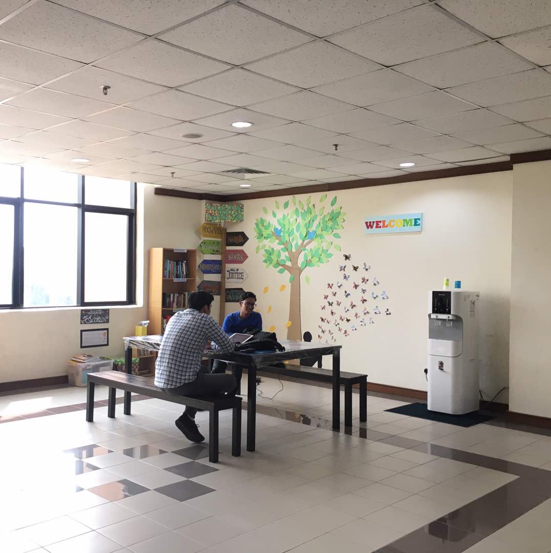 feninazman's tweet photo. Holding hands is a promise to one another that, just for a moment, the two of you don't have to face the world alone...
#SaveCSIT #WeLoveCSIT #KitaUNITEN #UNITENMoments #CSITBookCorner #PleaseSupportCSIT https://t.co/3a99Urrvd1