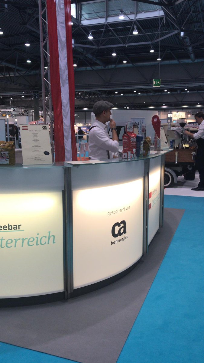 CAAutomation_DE's tweet photo. Tag 2 auf dem #dsagjk18. Lust auf Kaffee? Dann kommen Sie an die 🇦🇹 #Kaffeebar und lassen Sie uns gemeinsam bei einer Melange Ihrer IT-Herausforderungen diskutieren. Wir freuen uns auf Sie. #SAP #Kernel #Hybris #SystemCopy https://t.co/T7qTxZ9tHv