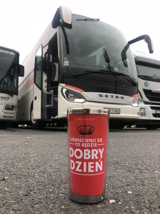 EmkaTrans_'s tweet photo. #Kierowcy pracujący w naszej firmie są profesjonalistami i uwielbiają #podróże z licznymi pasażerami. Każdy #dzień spędzony na wycieczce to naprawdę miły i dobry dzień! #Uśmiechnij się - z nami na pewno spędzisz miłą i przyjemną #podróż!
https://t.co/h1YY6otfMV
#autokar https://t.co/Zh324c3LAh