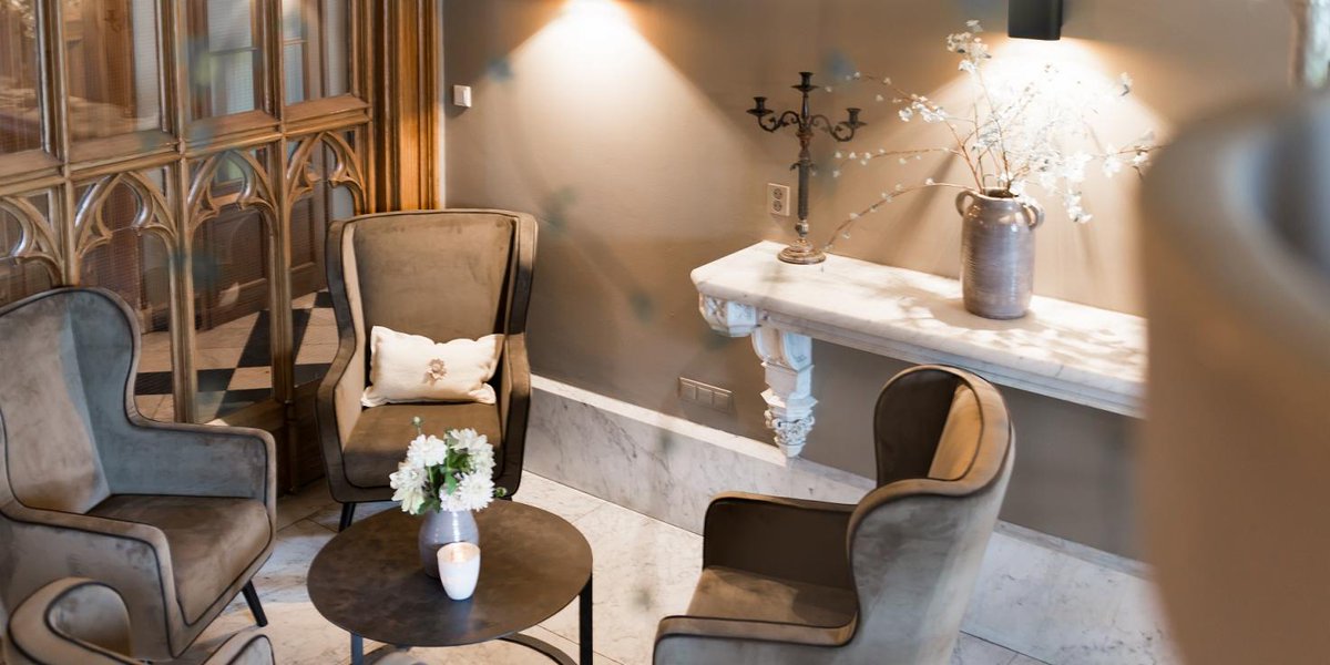 Op zoek naar een eigen kasteel als jullie trouwlocatie? Zoek niet verder! Kom op zondag 28 oktober naar het open huis van Kasteel de Schaffelaar en laat je inspireren! ow.ly/LEO330lWApw