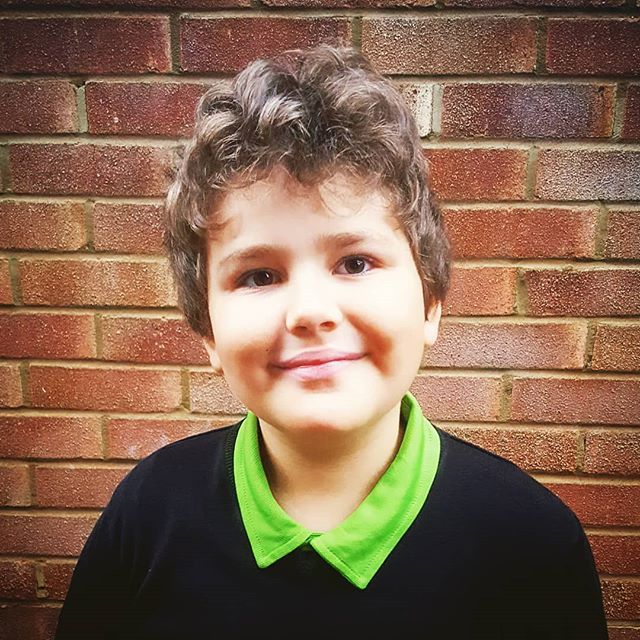 DanJonJr1's tweet photo. It is one of the blessings of old friends that you can afford to be stupid with them.

#RalphWaldoEmerson

#SchoolBoy #DailySelfie #Selfie #QOTD #MorningSelfie #Morning #Quote #Quotes #DailyQuote #DailyQuotes #Adventure #QuoteOfTheDay #DailyPhoto #SchoolDays #Boy #MessyHair … https://t.co/NCgGaiGqpw