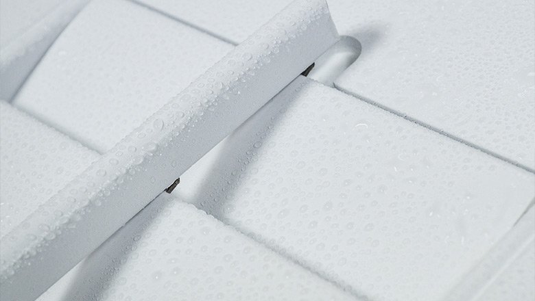ShuttersBD's tweet photo. A hard wearing alternative to cheap vinyl shutters, Java is a fully water resistant range suitable for bathrooms, kitchens &amp; wet rooms.

Find out more: https://t.co/3WjNY2PJKj

#WindowShutters #Bathroom #Kitchen #HomeDesign #LoveYourHome #Cheshire https://t.co/mHTKDVtgjG