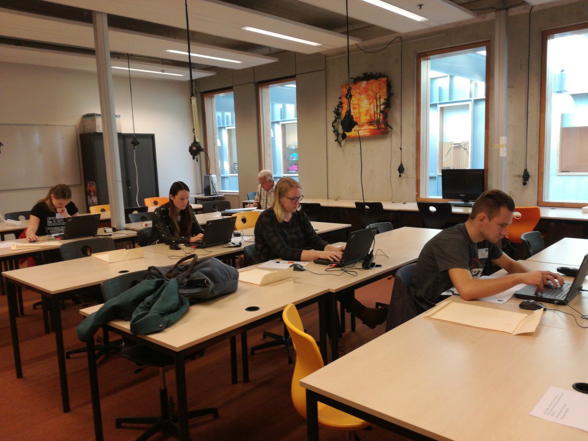 Sander Bezoen en Manon Smidt deelnemers aan de alfa-college Skills Heroes voor richting financiële beroepen. Succes