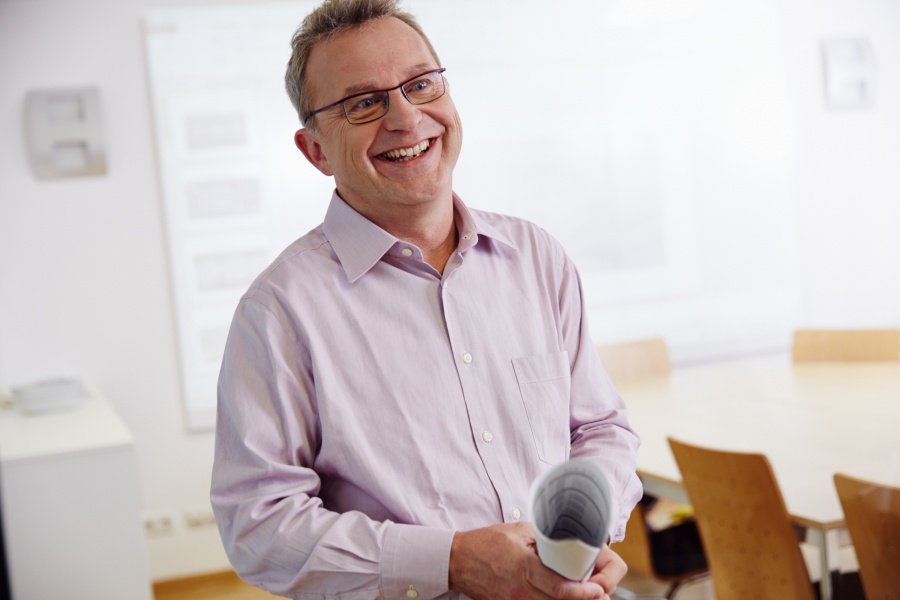 RossaPartner's tweet photo. Morgen Abend um 19.00 Uhr in #Ludwigshafen und #BadDürkheim: Vorträge von Dr. Martin Rossa und Andreas Blesch zum Thema #Implantate. Details unter https://t.co/Pua28hcjo4 https://t.co/fS3c8CW883