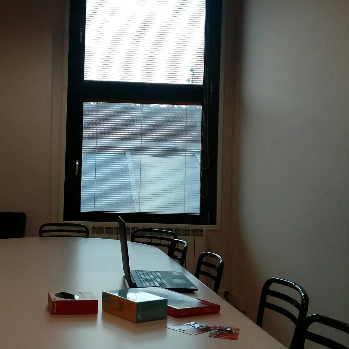 GatInformatica's tweet photo. Muy buenos dias!!! Hoy estamos realizando tareas de marketing para mejorar nuestra calidad y servicio #gatinformatica #tecnologia #marketing #calidad #siempremejorando https://t.co/4i0SGANnRf