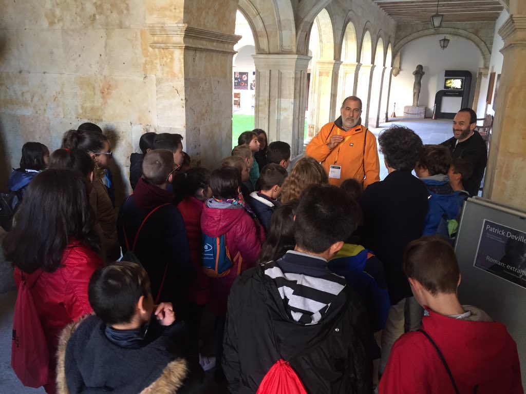 ArapilesCra's tweet photo. @ArapilesCra. Hoy visitamos la exposición Con A de Astrónomas en la Universidad de Salamanca @cfiesalamanca   #conAdeastronomas https://t.co/tFoFbtP8Ql