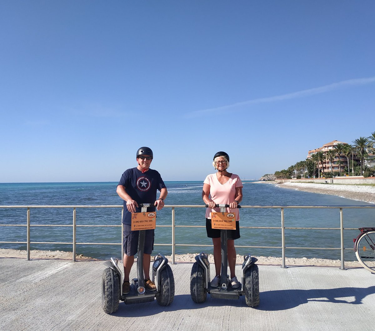 Niños, adultos, familias, amigos, parejas, cumpleaños, despedidas de soltero/a... Nos encanta salir en ruta con cualquier excusa, ¿te unes?👈😉🌅

#sitges #segwaytour #segwaysitges #autumn