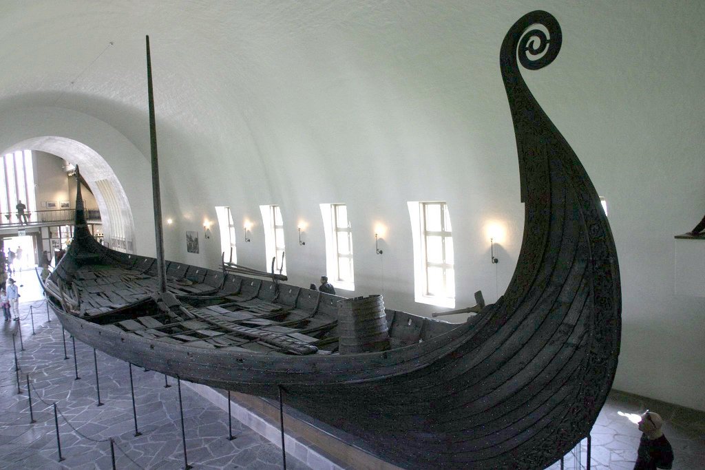 EmbEspNoruega's tweet image. Norske arkeologer🇳🇴 har funnet restene av et vikingskip🚢 fra jernalderen i #Halden, mer informasjon➡️bit.ly/2NKSTYY #Norway #Vikings