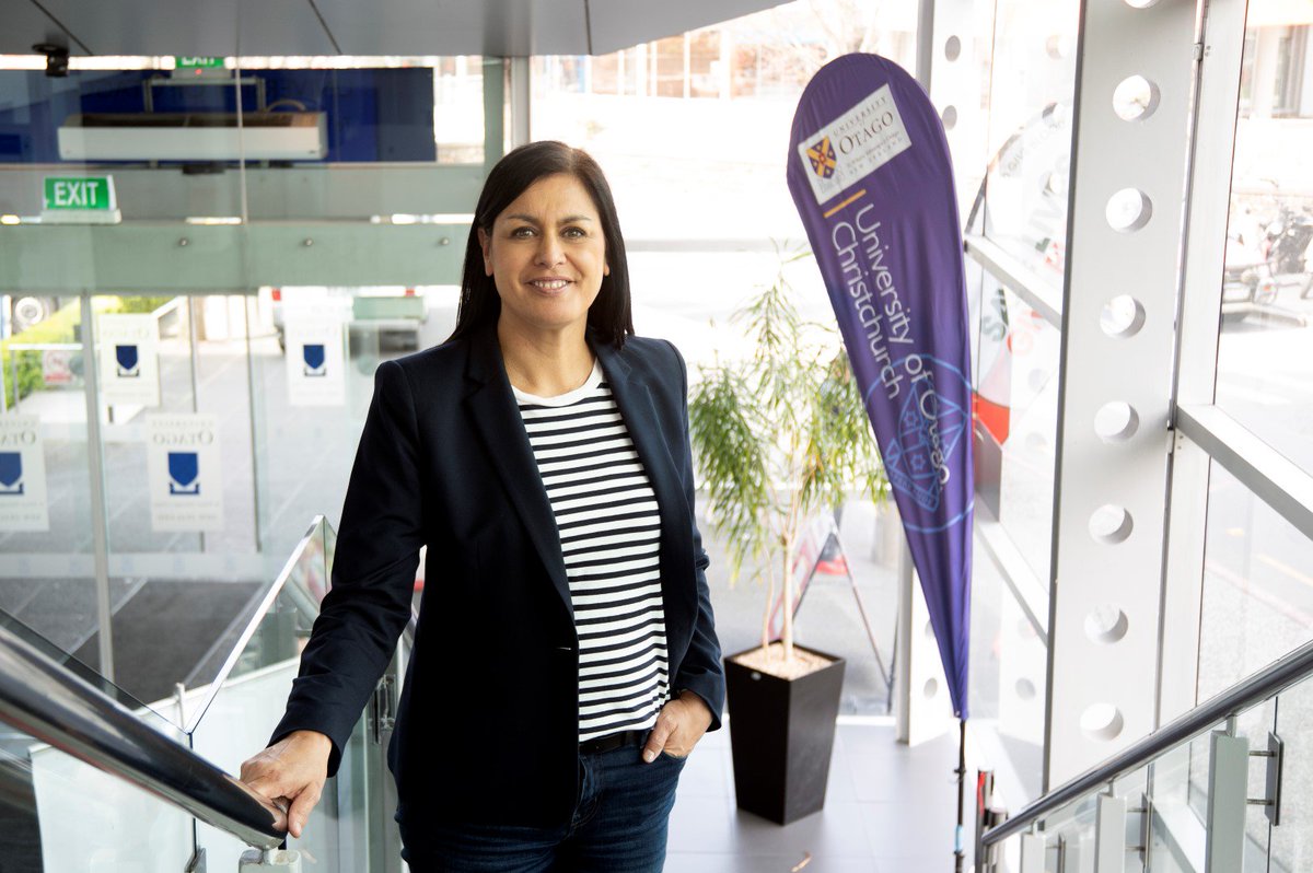 Suzanne Pitama @SuzannePitama @Otago <a href="/OtagoCHCH/">OtagoCHCH</a> wins the Metge Medal for her influence on Indigenous health education that connects Te Ao Māori with clinical practice #RH2018 bit.ly/2IYaYSV