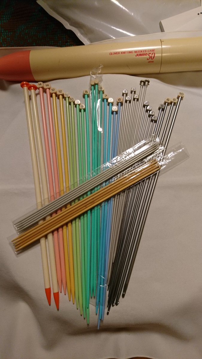 みんなの 編み針みせて みんなの 編み針みせて