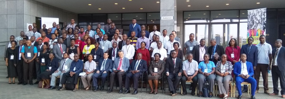 Malawi Government🇲🇼 (@malawigovt) on Twitter photo Delegates join Dausi for a group photo outside the auditorium <a href="/c4dconferencem1/">Malawi C4D Conference 2018</a> <a href="/MwNewsAgency/">Malawi News Agency</a> #C4DConference2018 Delegates join Dausi for a group photo outside the auditorium <a href="/c4dconferencem1/">Malawi C4D Conference 2018</a> <a href="/MwNewsAgency/">Malawi News Agency</a> #C4DConference2018