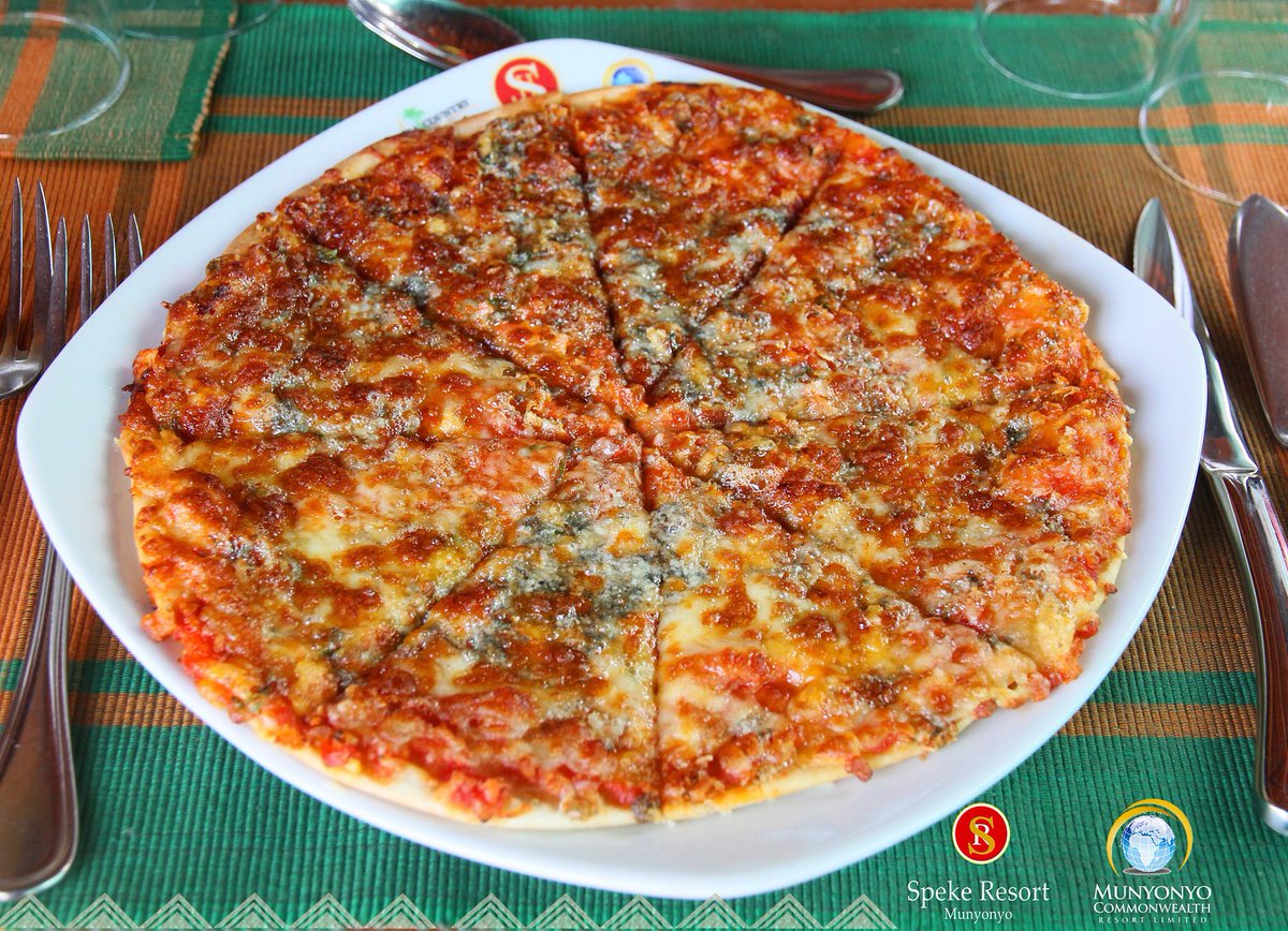 Munyonyo Commonwealth Resort Everybody Loves Pizza A Friend You D Love To Share This Pizza With Visitmunyonyo