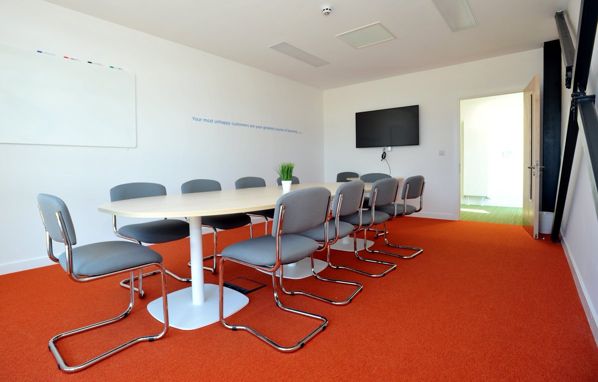 Do you need a #meeting #room to meet with your #remote #workers or just not have the #office space to hold that all important #meeting? Look no further, we offer #meeting rooms at both an hourly rate or for a full day. Find out more here - bit.ly/2QUCvIs