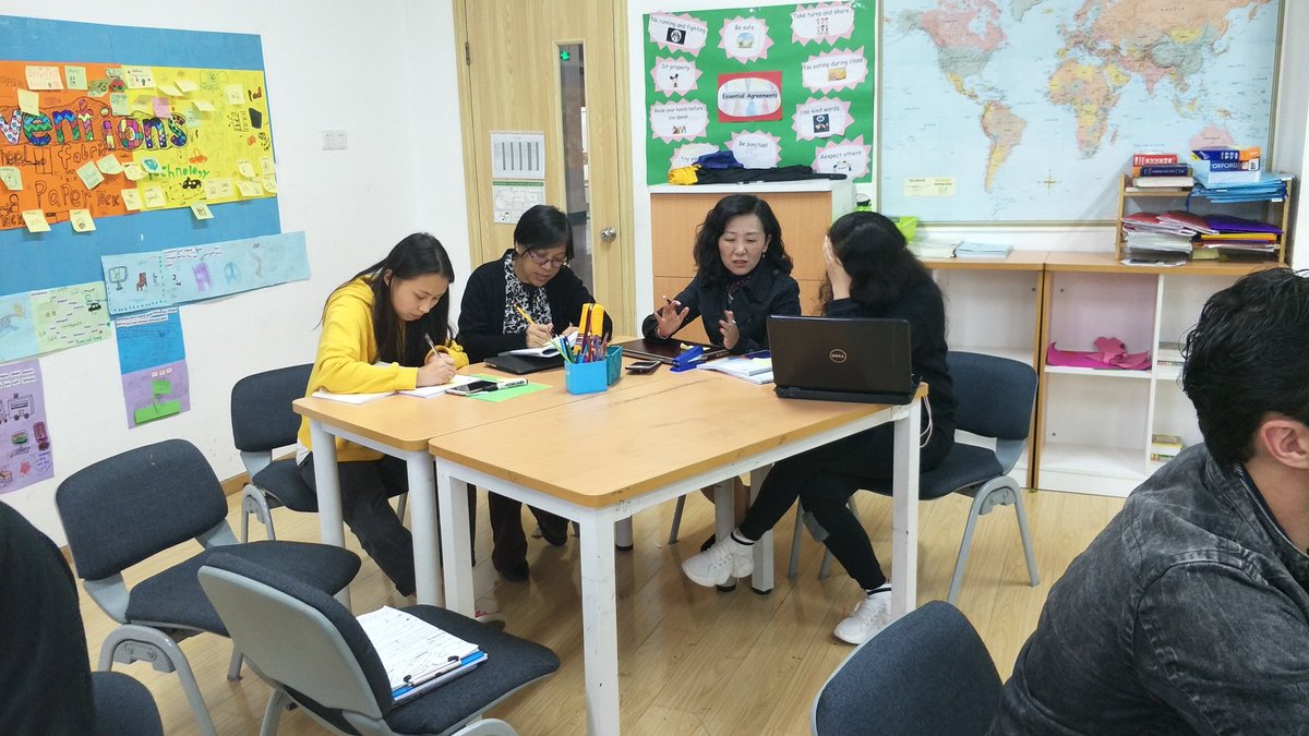 PriyaPwnK's tweet photo. Deep meaningful conversations during weekly meetings #Collaboration #pyp #pypchat #pypassessments #pypconnecteded #reflection #pypib #pyped #makinglearningvisible https://t.co/jgT4rmpxZP