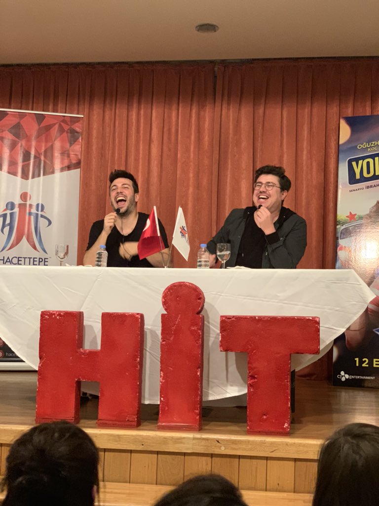 hacettepehit's tweet photo. Bu keyifli söyleşi için Yol Arkadaşım 2 film ekibinden başta Oğuzhan Koç ve İbrahim Büyükak olmak üzere etkinliğimize yoğun ilgi gösteren herkese çok teşekkür ederiz! Gelecek etkinliklerimiz için takipte kalın. 🎉☺️ #hacettepe #yolarkadaşım2 #oğuzhankoç #ibrahimbüyükak #hittalks https://t.co/XXNJaUn3Ik