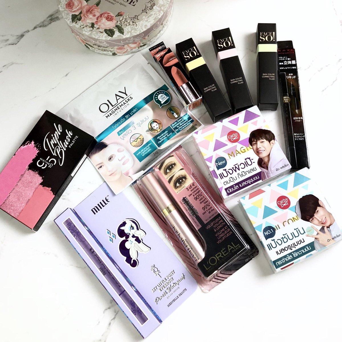 joyjeeloveberry's tweet photo. ช้อปปี้ๆๆๆ ที่นี่มีทุกอย่างให้เธอแล้ว ช้อปสวยๆ อยู่บ้าน หงายการ์ดโปร 90% กับชิ้นที่ 2 ราคา 1 บาทคือชนะ!! เริ่ม 17-20 ตุลาคมนี้ ปักหมุดไว้เลย คลิก https://t.co/5yXOcHrbdC
#ShopeeTH #ShopeeBeautyBox https://t.co/7mNAl9eu8E