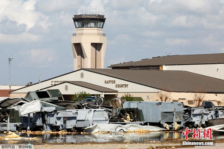 中國新聞社در توییتر 飓风 迈克尔 致美国空军基地受重创 飓风 迈克尔 上周肆虐美国南部 美国佛罗里达州廷德尔空军基地 Tyndall Air Base 遭严重损毁 美国空军12日确认 廷德尔空军基地在飓风中受到 灾难性 的损失 虽然在飓风来临之前已经将绝大部分战机转移 但有