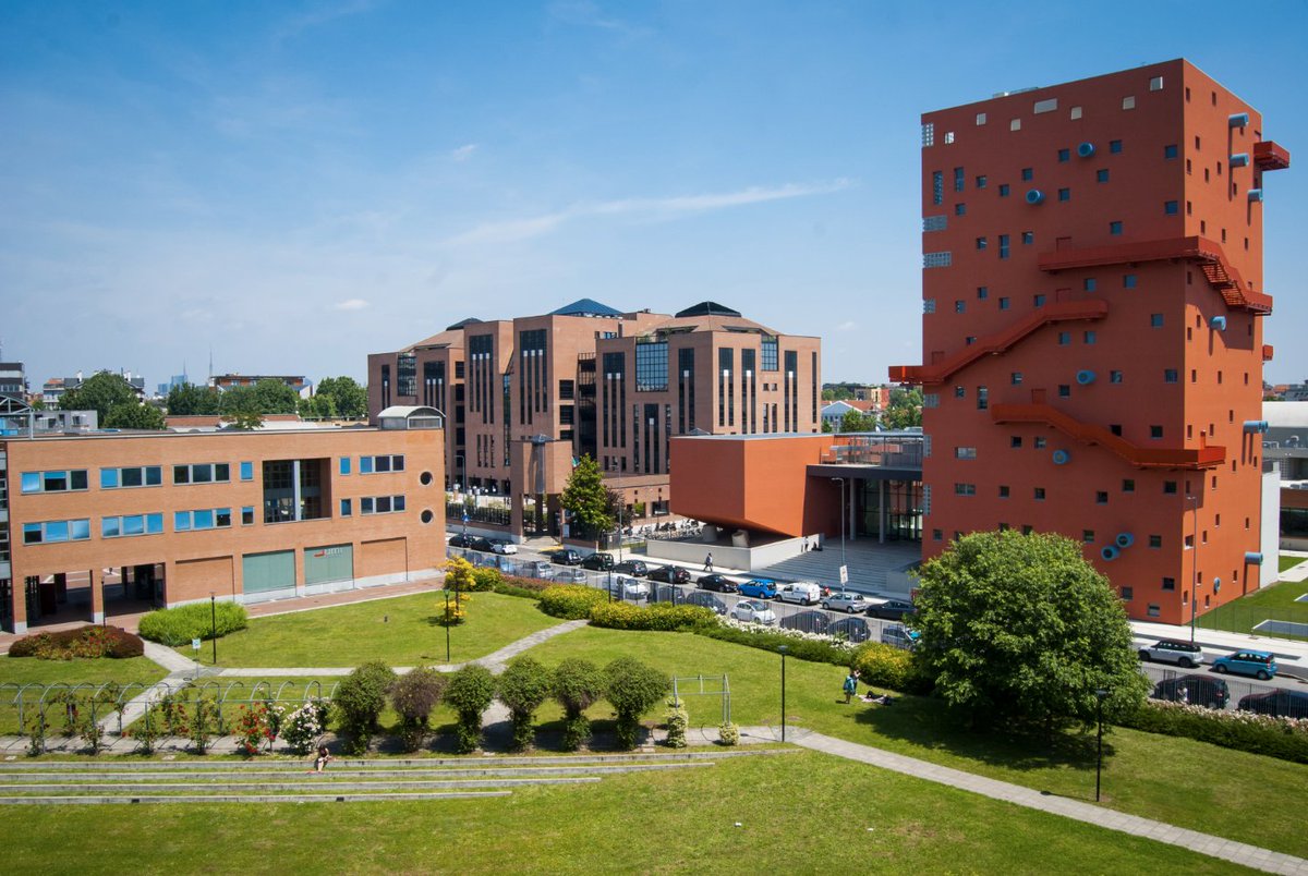 Da domani sarò a #Milano per il @SMDAYIT e facendo due rapidi conti... 😅 Dei prossimi 13 giorni ne passerò 6 a Milano e 3 a #Torino con circa 5500 km da fare 😲 significa che ho ben 4 giorni liberi! 🚀 #VitaDaFreelance #NativiDigitali #SocialMediaLime #DigitalPR #SMDAYIT #DIDAYS