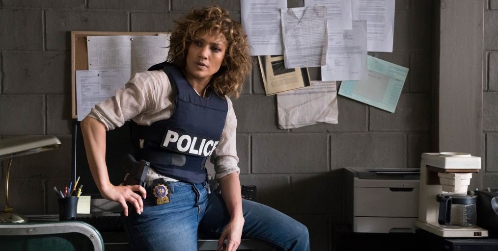 Jennifer Lopez, yeni bir polisiye diziye başlıyor #NBC için çekilecek 'Blood Ties'da başrolü 'Shades of Blue'daki partnerlerinden Vincent Laresca ile paylaşacak aktris, aynı zamanda dizinin yapımcıları arasında #JenniferLopez #BloodTies #yenidizi #polisiye #VincentLaresca