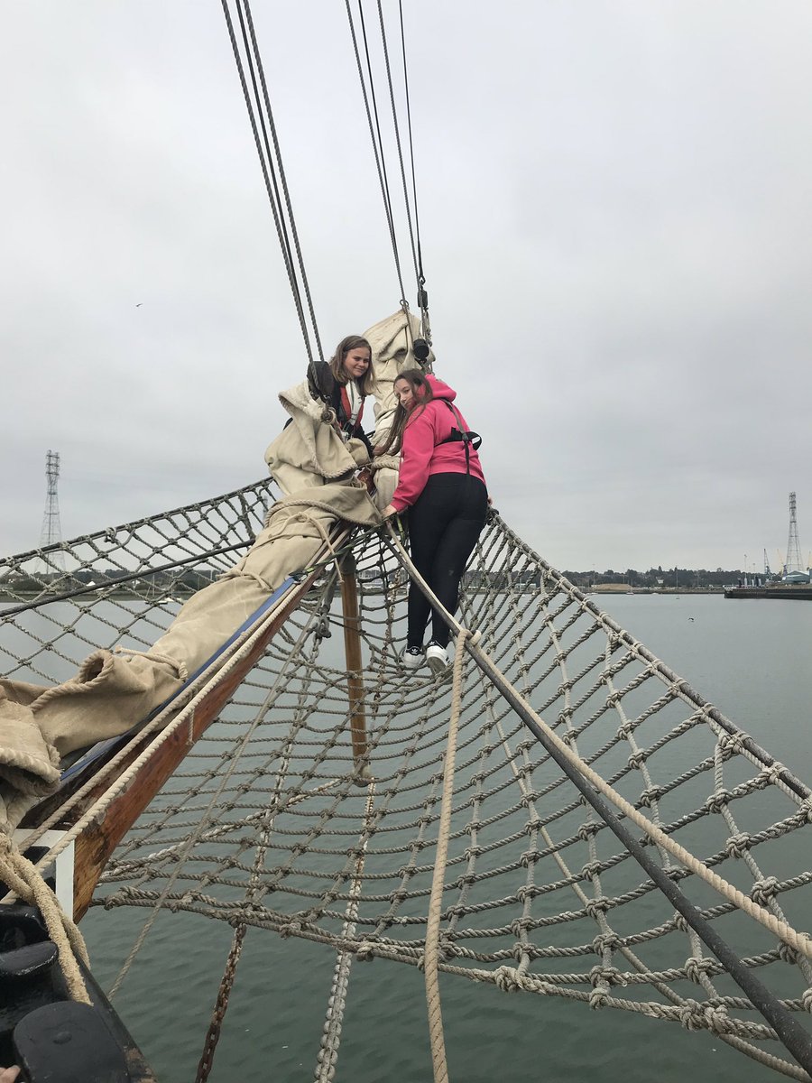 SancroftATeam's tweet photo. A final climb of the Bowsprit before we reach Ipswich #ATeamGoSailing #Bravery https://t.co/eTxmpDNdvh