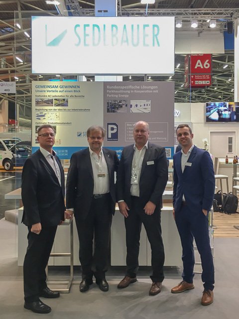 MSummalaEV's tweet photo. Sedlbauer AG and Parking Energy Ltd join forces to electrify all real estate parking spaces in Germany
Sedlbauer and Parking Energy agree to develop Electric Vehicle (EV) charging points and cabling system components for the QuickConnector system
#EVcharging #QuickConnector https://t.co/UzGKOKI9Qc
