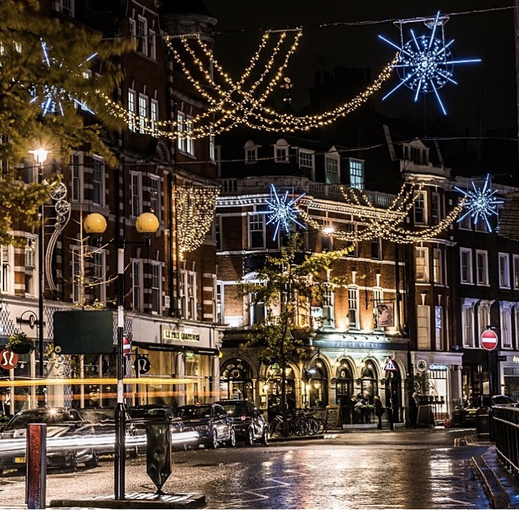MaryleboneVllge's tweet photo. The Marylebone Christmas Lights switch on event is FOUR WEEKS TODAY! 14th November is the date to remember! ❄️
#merrymarylebone #marylebone #london #christmas #londonevent #marylebonevillage #christmaslights https://t.co/5aSdUjURJM