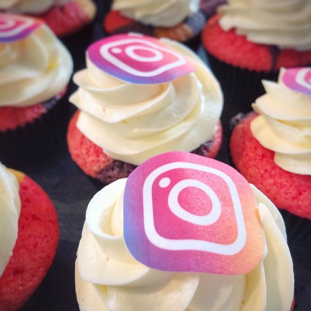 KerstinKitzmann's tweet photo. So süß kann #instagram sein 😍
Heute bei #fbdigitaldurchstarten für die #dmwde dabei. Die Sessions sind eher Basic, das Eventkonzept super, der Rest etwas #familientreffen #facebook #minga
#postpalast #marketingdigital https://t.co/SIO2I9rgBv https://t.co/IPx6Ljqa2w