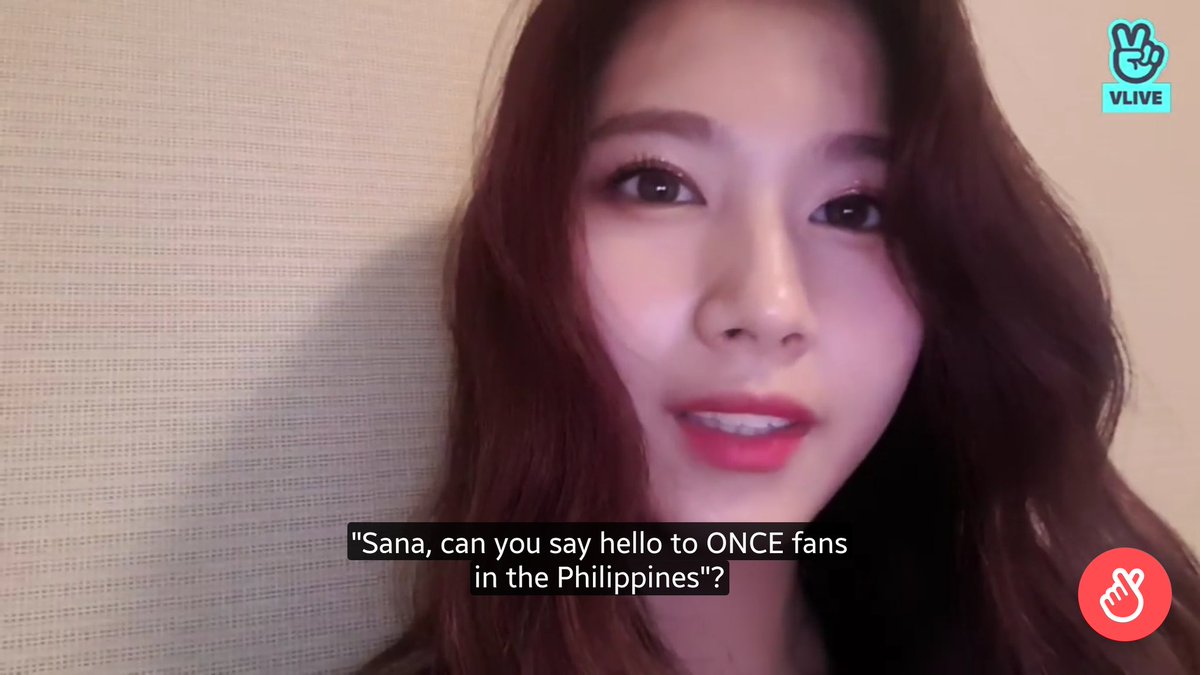 twice_ph's tweet photo. [VLIVE] 181017
TWICE Sana greet and mentioned Philippines yesterday in her vlive. She also said that they want to do a concert here if there's a chance. 😊💖🍭

https://t.co/aQOj3bnq0T

#TWICE #트와이스 #SANA #사나 https://t.co/BA3aAy2Bvk