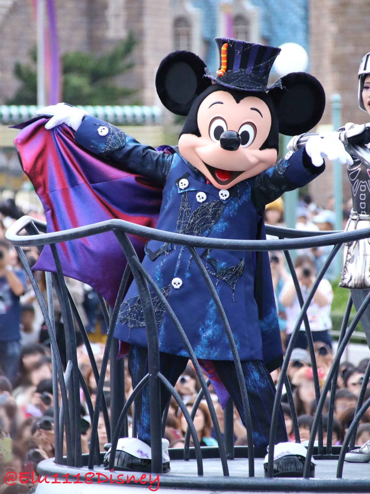 Elu 9 15 スプーキー Boo パレード かっこいいミッキー Disney Tdl ディズニーハロウィーン スプーキーbooパレード ミッキーマウス ミッキー T Co Oi2xrtyhxd Twitter