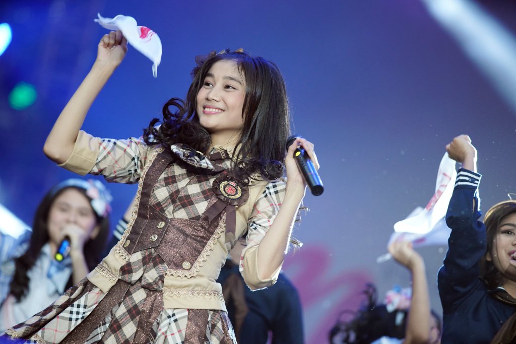 Ayok guys Up HT #AyaBer21nar #AyaBer21nar

Karena besok ulang tahun Sahabatnya <a href="/CindyH_JKT48/">CH7 pemain bola</a>, yang gampang bikin cindy ngakak karena ulah nya 😂 Siapa Lagi kalo bukan <a href="/AyaJKT48_/">Aya</a> ❤️
