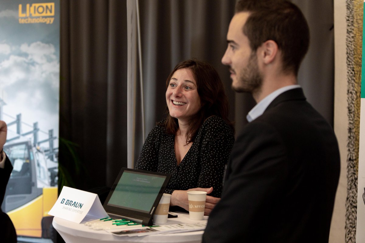 CercleWK85's tweet photo. Une chose est sûre, l'ambiance était conviviale lors du forum #networking 😃 ! Retour en images sur ce beau moment d'échanges 📸 #WK85 https://t.co/s8g18fTinP