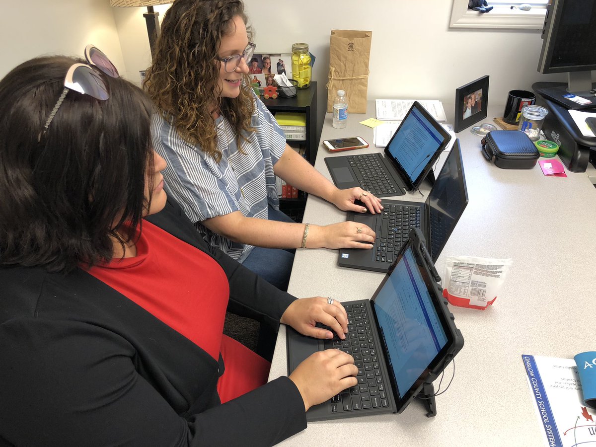 SachelleD's tweet photo. Interviewing Daniel from @TonalInnovation using @SkypeBusiness about their very cool eFlip and UNISON app that allows marching band students to use their phones for their music. Stay tuned for next Monday’s #onslowdlt blog entry. https://t.co/U6Ed5QJYZf