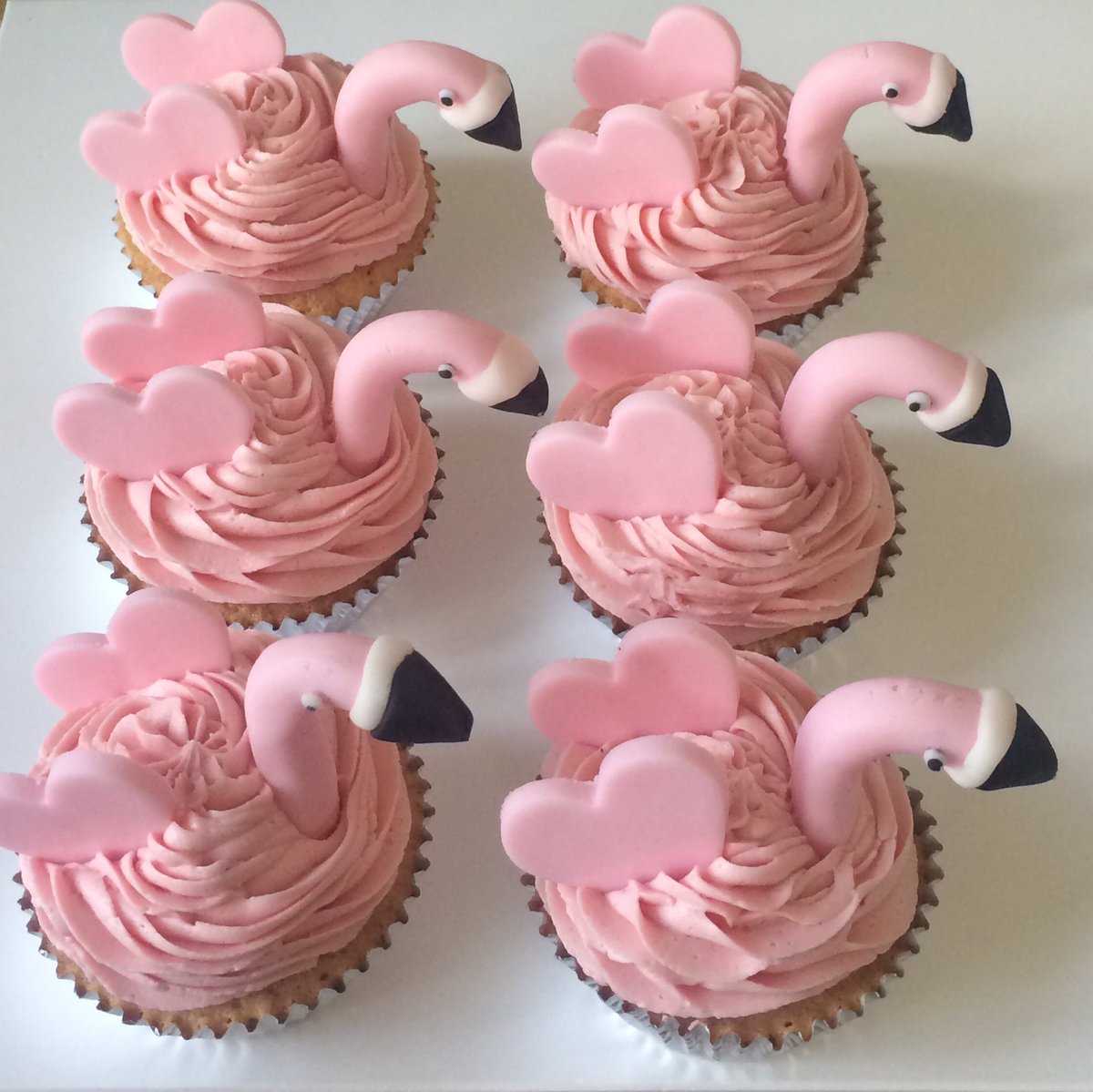 RT @poppyscupcakes Fabulous Flamingo Cupcakes from Poppy's. Visit our website at: poppyscupcakes.com or Tel:07824 705364 #QueenOf #SBS #baking #cupcakes #cupcakeporn #cupcakephotography   #weddingcupcakes #ThankYou #birthdays #corporateevents #wednesdaythoughts