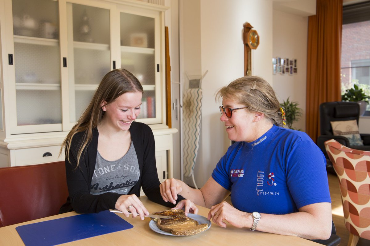MarijnNanninga's tweet photo. Zie jij jezelf cliënten met een visuele en verstandelijke beperking begeleiden? Ontdek het tijdens de inloopbijeenkomst op 24 oktober van 14.00-16.00 uur op woonlocatie de Vlinderhof: amshoffweg 15 in Hoogeveen! @Visio_WD_Midden https://t.co/dHRpC3pOuC